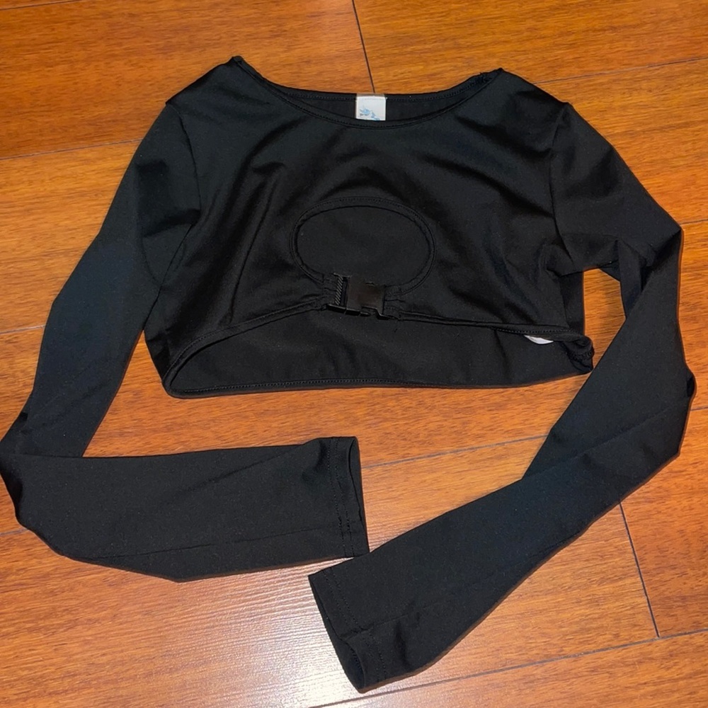 Iheartraves keyhole long sleeve top